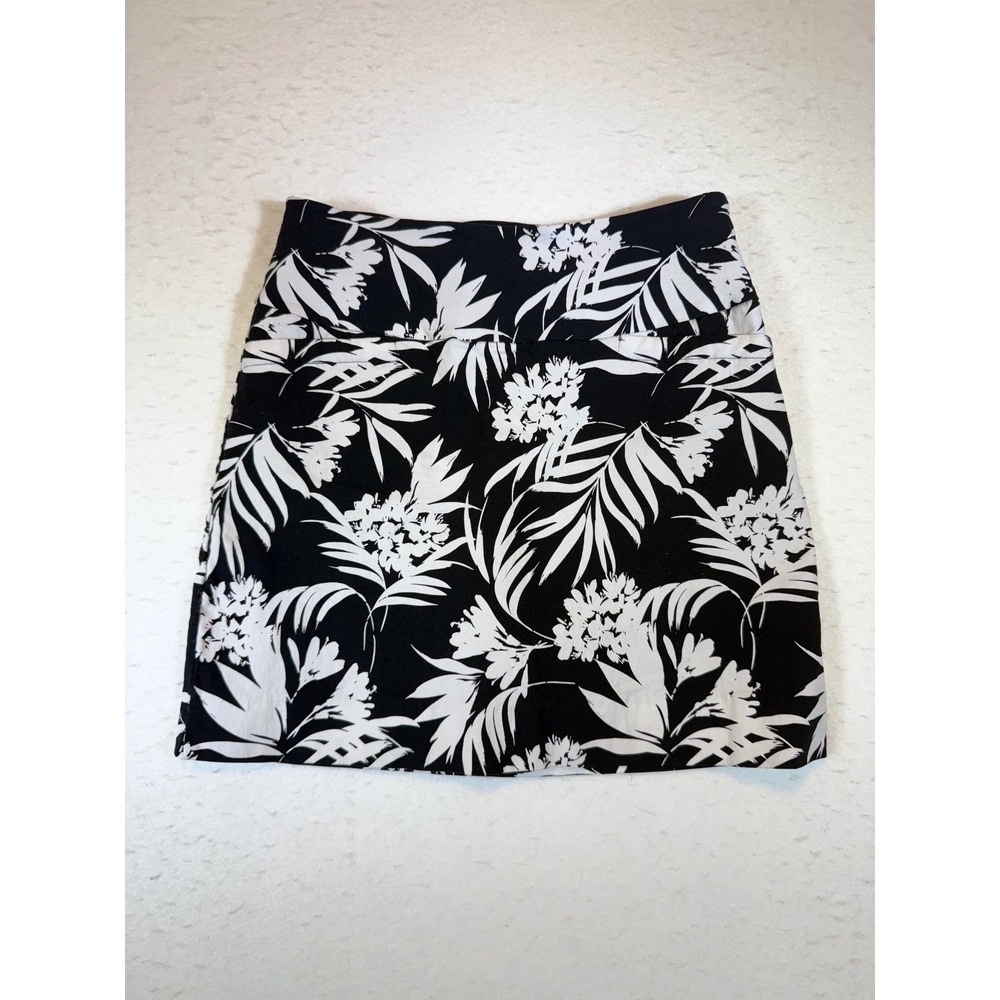 SC & CO Black White Tropical Floral Print A Line Knee Length Skort Size M